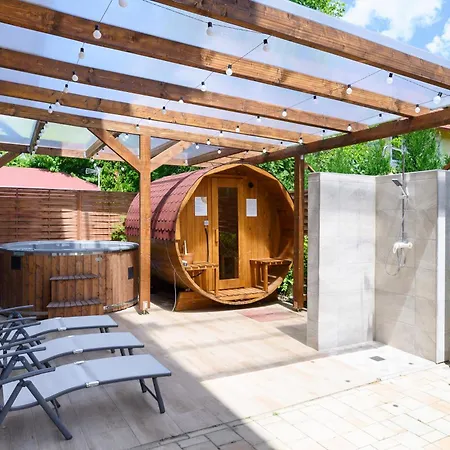 Molnár 24 Homestay szállás