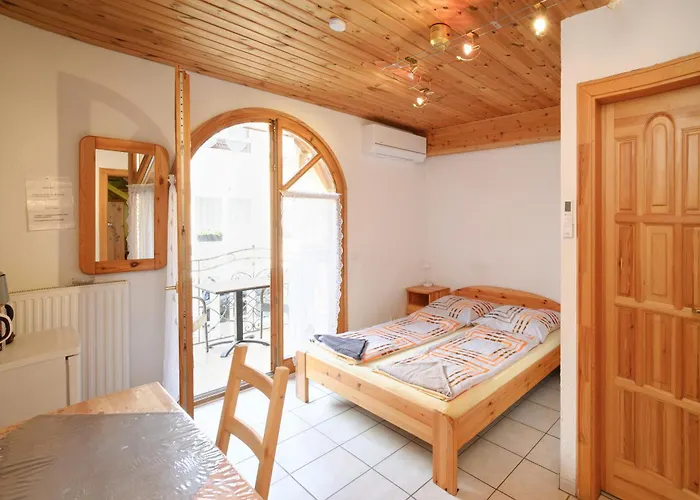 Molnar Vendeghaz 24 Ubytování v soukromí Zamárdi